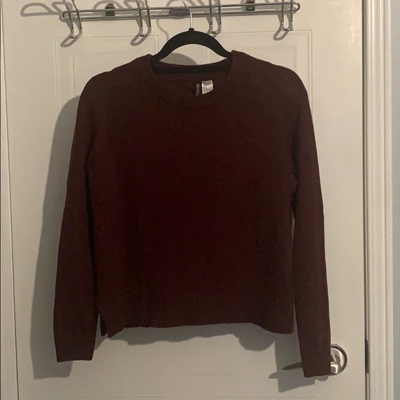 **Like New** Maroon Sweater - Picture 1 of 3